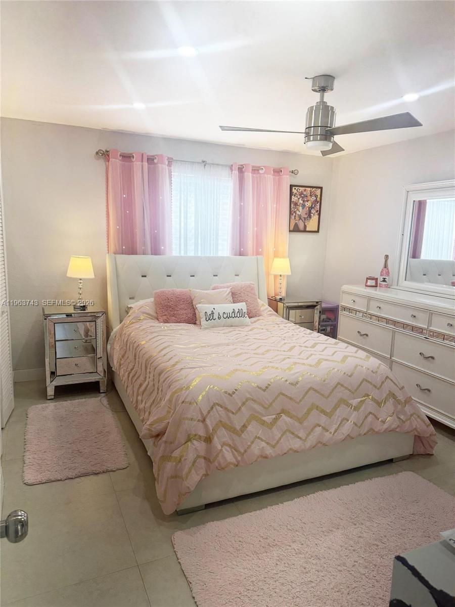 VILLA CATALINA CONDO - Residential