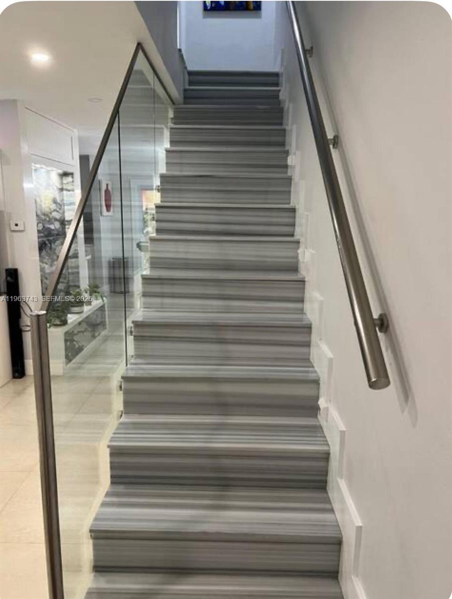 VILLA CATALINA CONDO - Residential