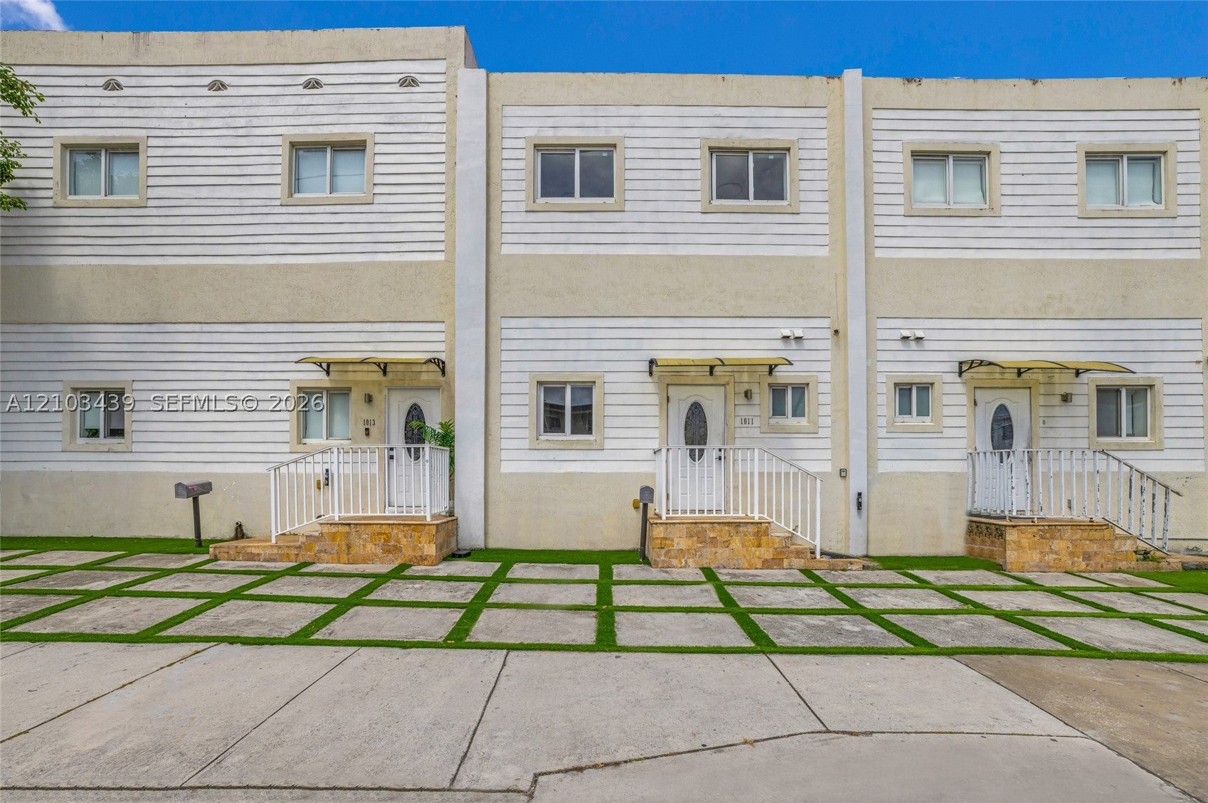 642 SW 10th Ave
