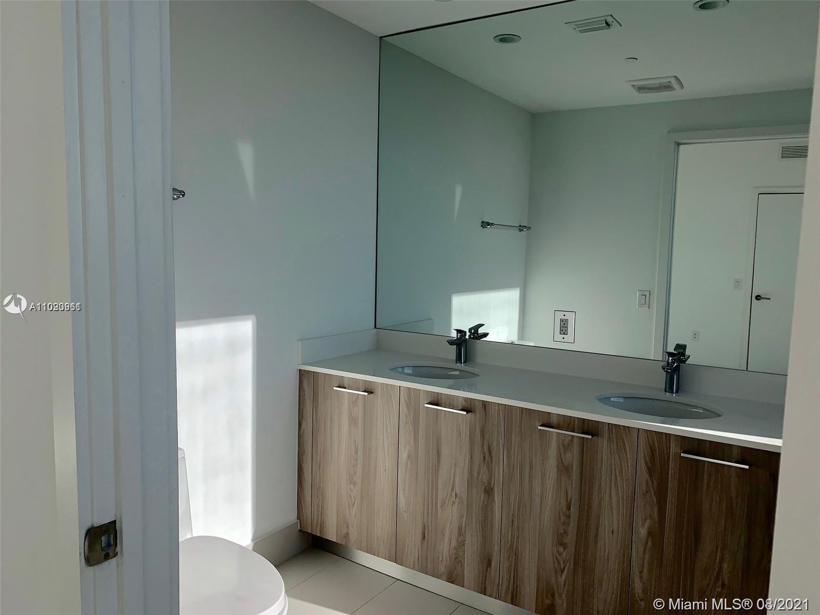 PARAISO BAYVIEWS CONDO - Residential Lease