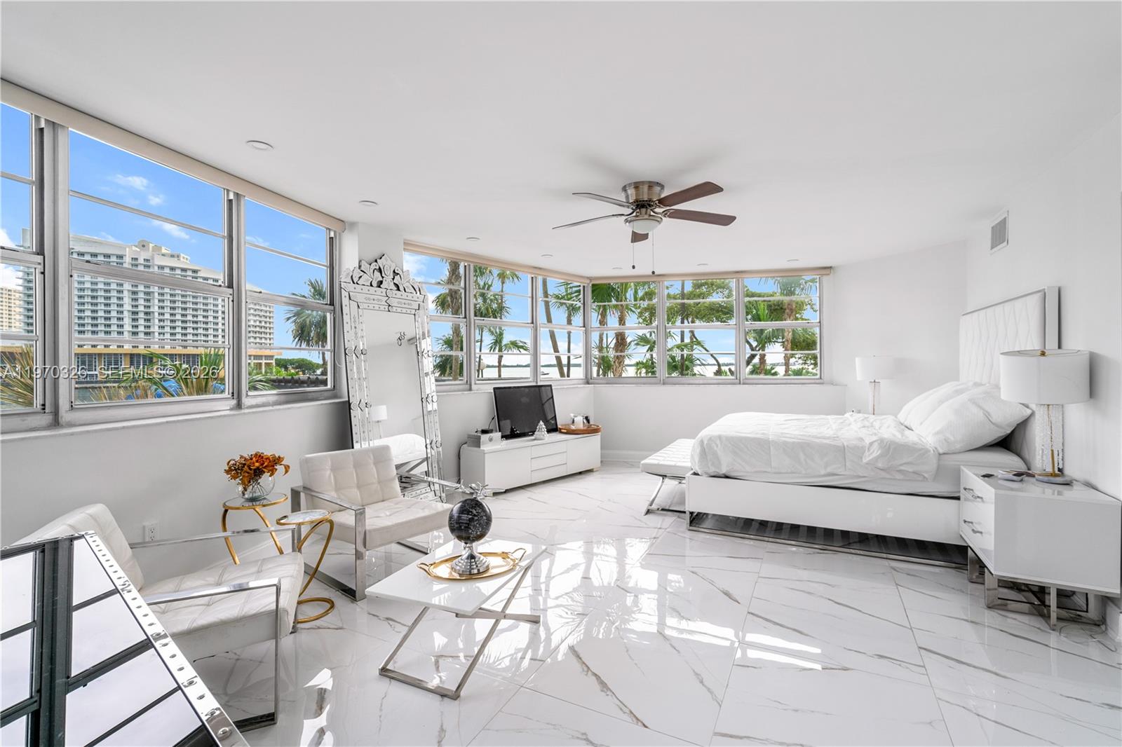 FOUR AMBASSADORS CONDO - Residential