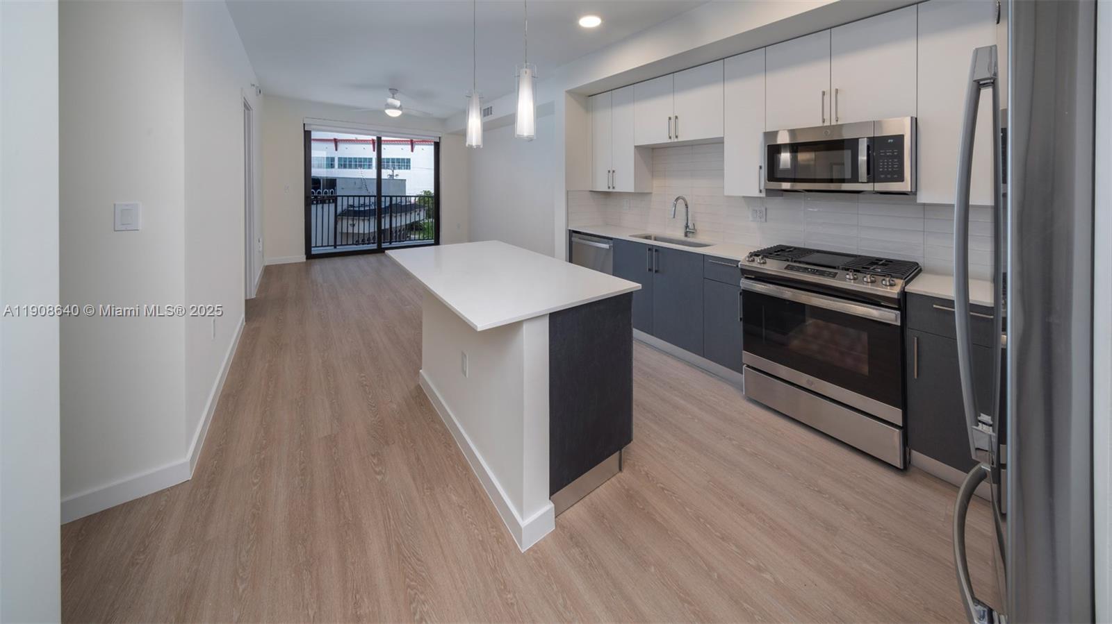 Avida Aventura - Residential Lease