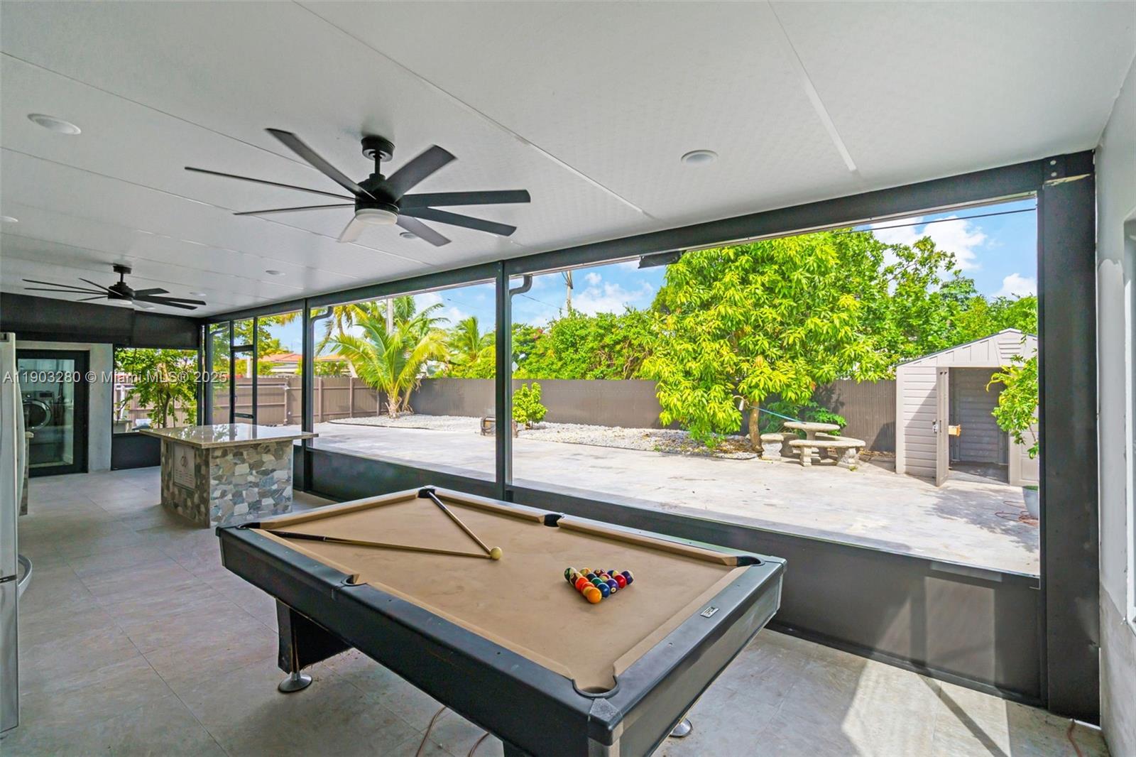 PALM SPRINGS AMD - Residential