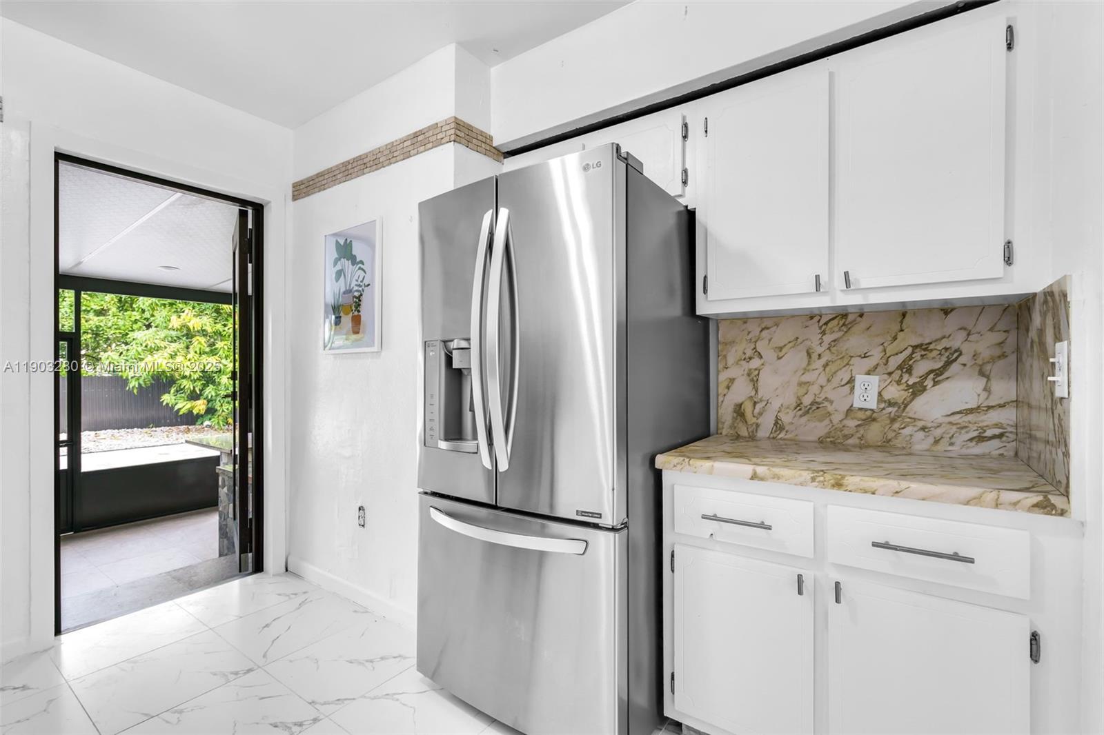 PALM SPRINGS AMD - Residential