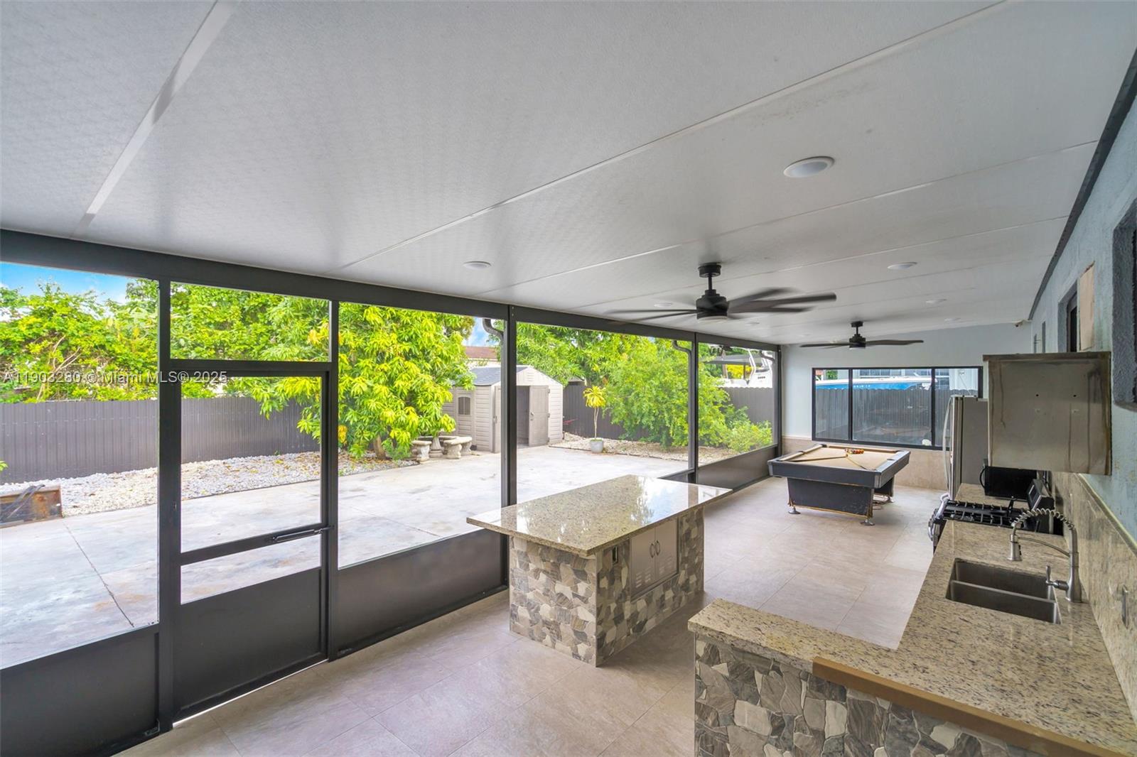 PALM SPRINGS AMD - Residential