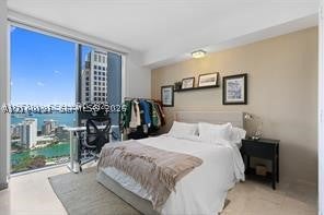 68 SE 6th St 3209