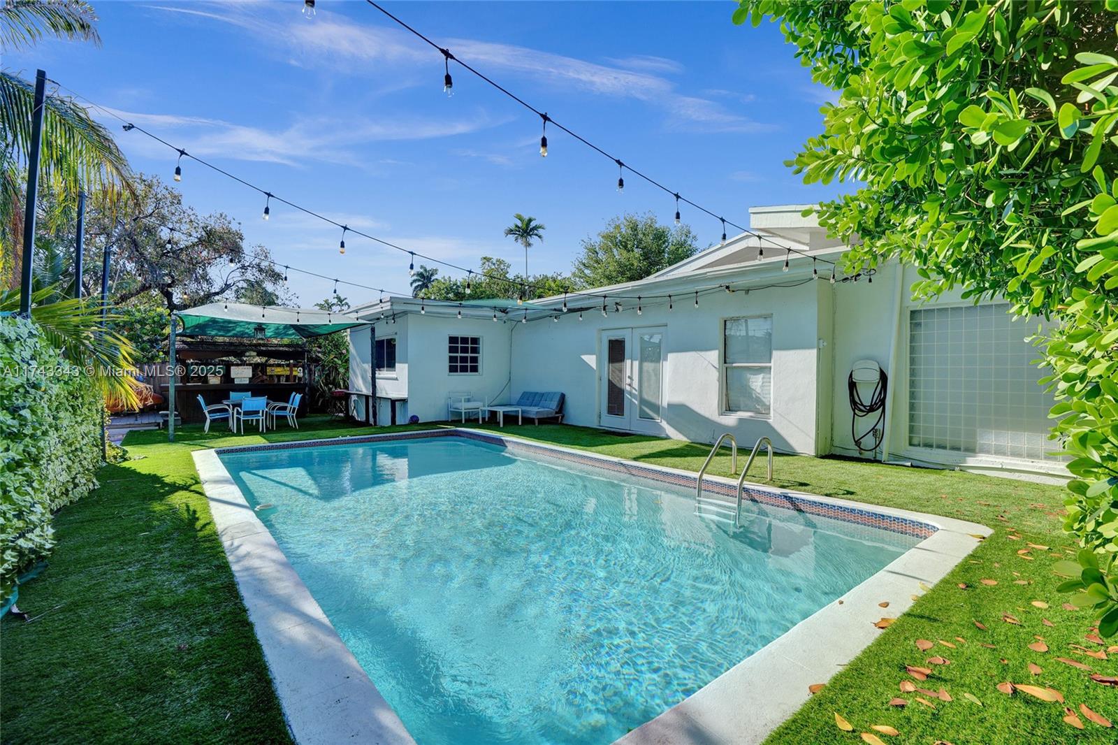 Property for Sale at 2590 Ne 200th St, Miami, Broward County, Florida - Bedrooms: 5 
Bathrooms: 3  - $1,399,000