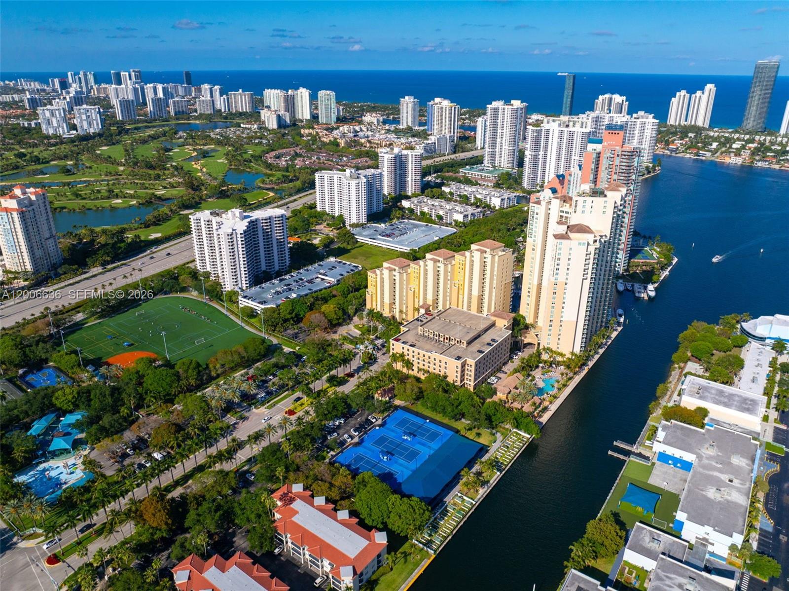 AVENTURA MARINA CONDO NUM - Residential