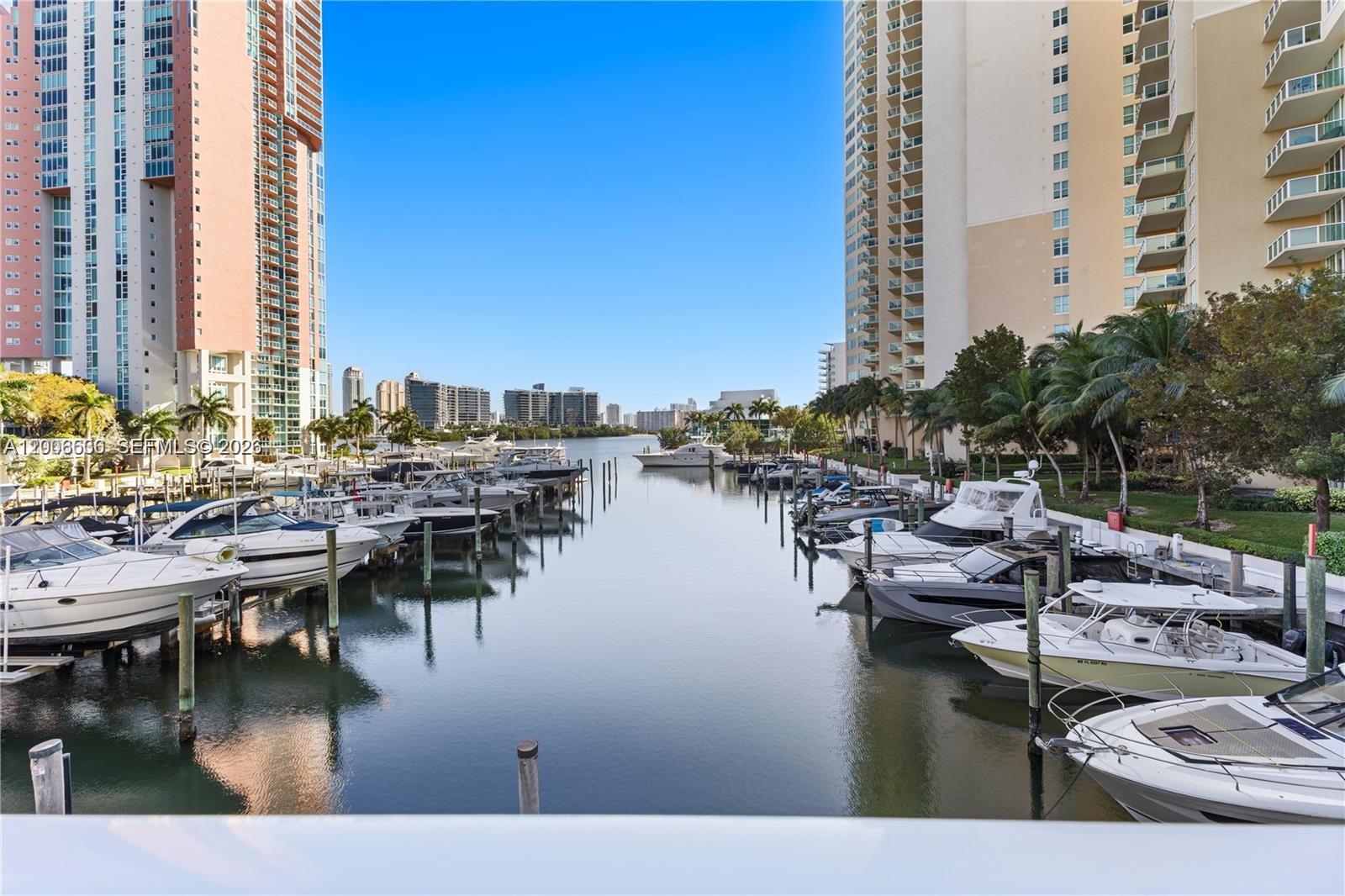 AVENTURA MARINA CONDO NUM - Residential