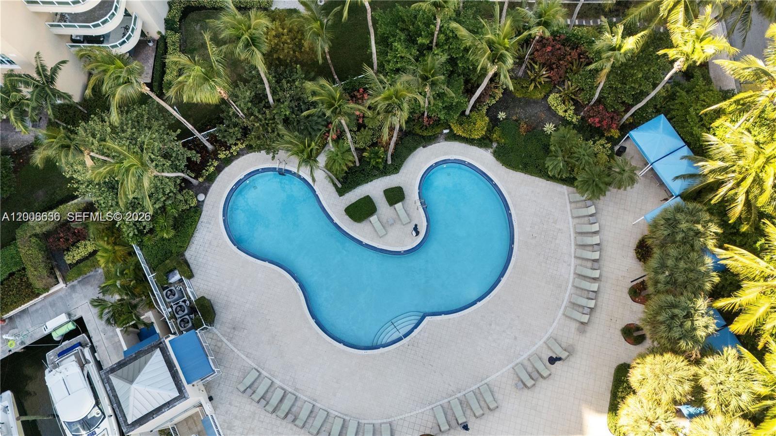 AVENTURA MARINA CONDO NUM - Residential