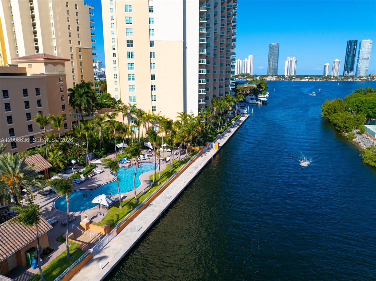 AVENTURA MARINA CONDO NUM - Residential