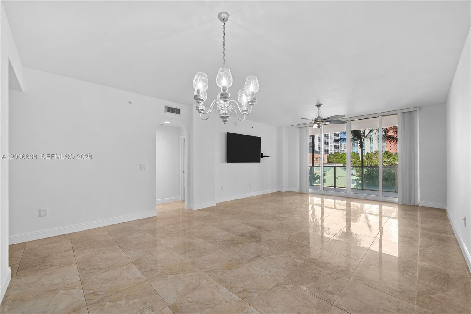 AVENTURA MARINA CONDO NUM - Residential