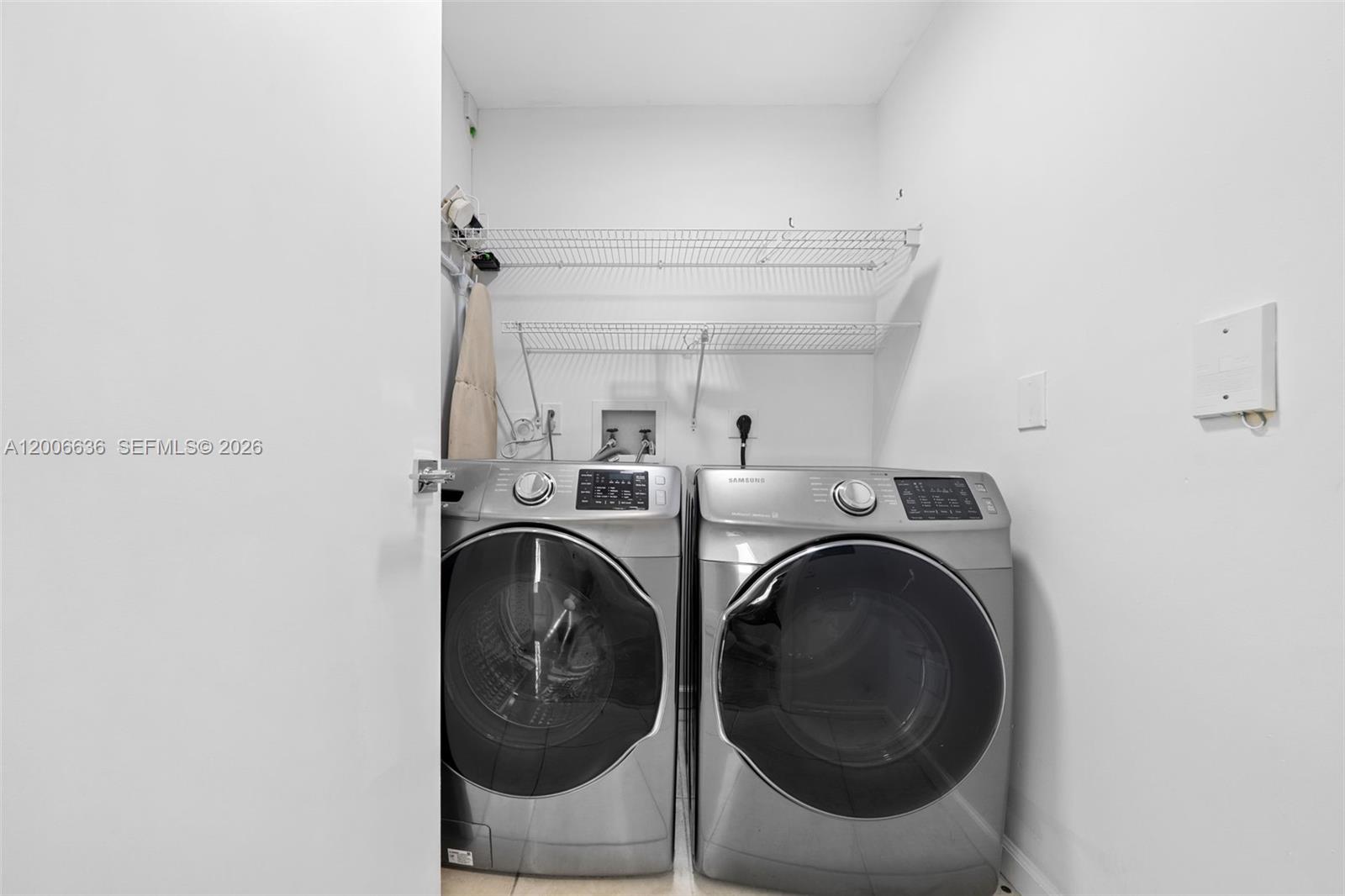 AVENTURA MARINA CONDO NUM - Residential