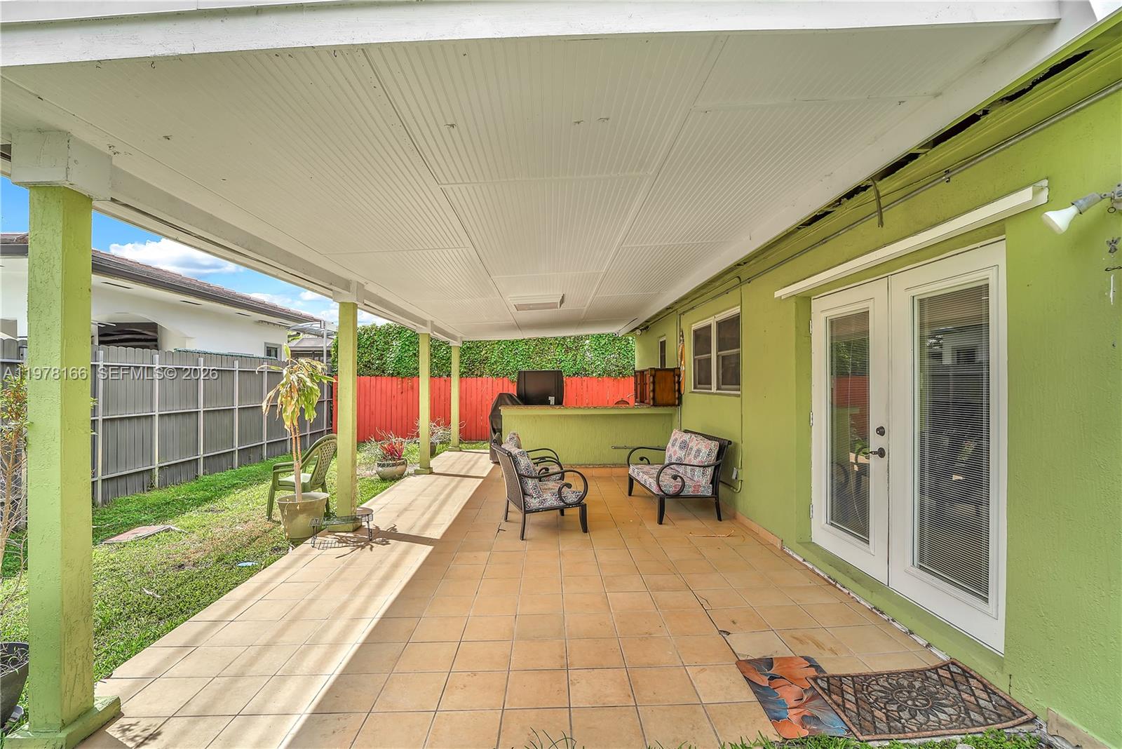 CORAL PARK ESTATES SEC 3 - Residential