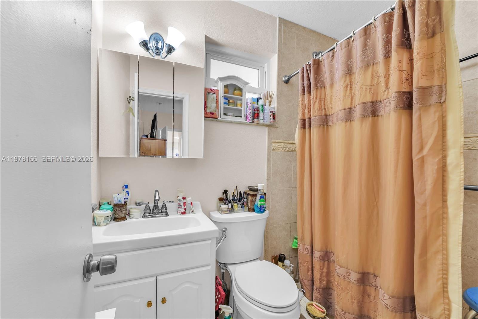 CORAL PARK ESTATES SEC 3 - Residential