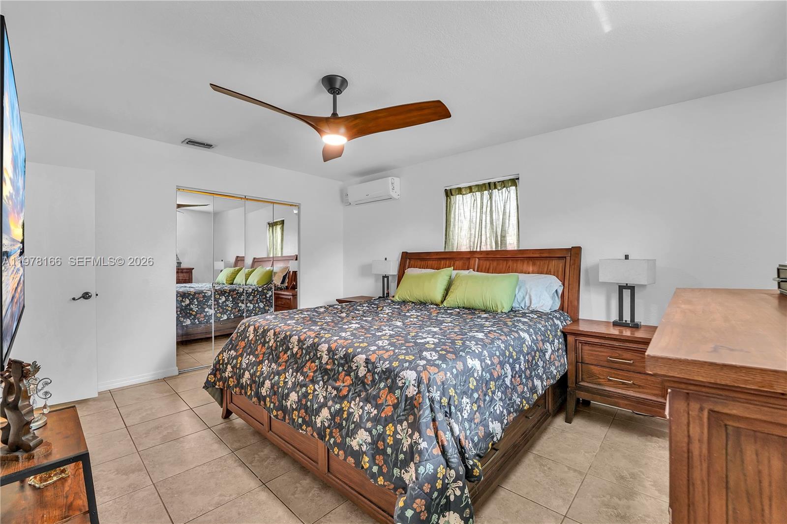 CORAL PARK ESTATES SEC 3 - Residential