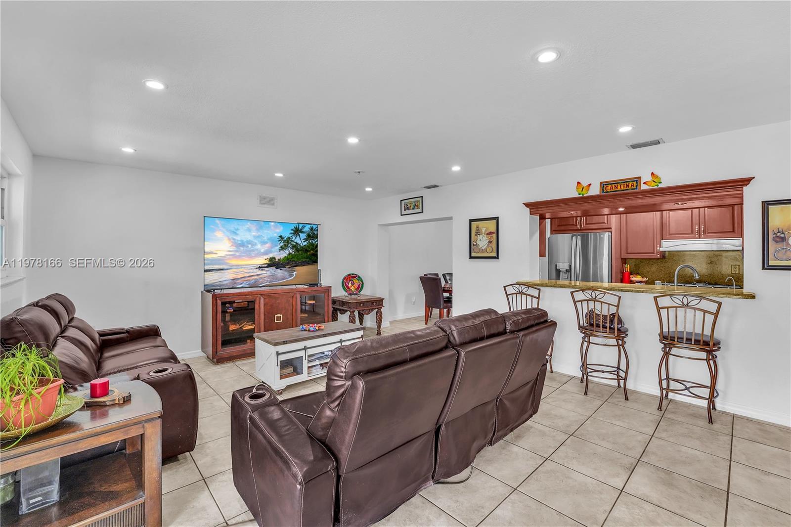 CORAL PARK ESTATES SEC 3 - Residential