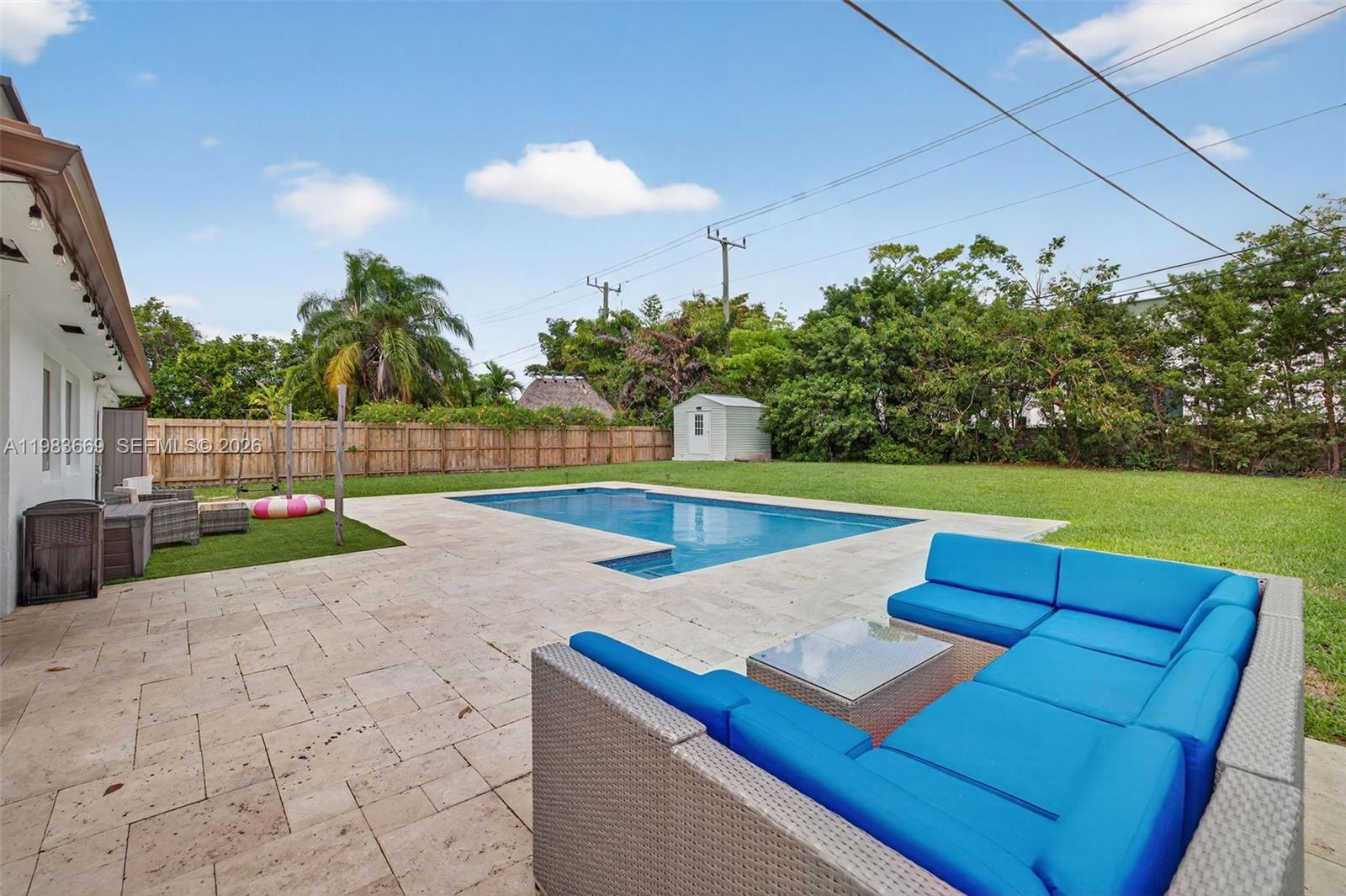 TWIN LAKES RESUB OF BLKS - Residential