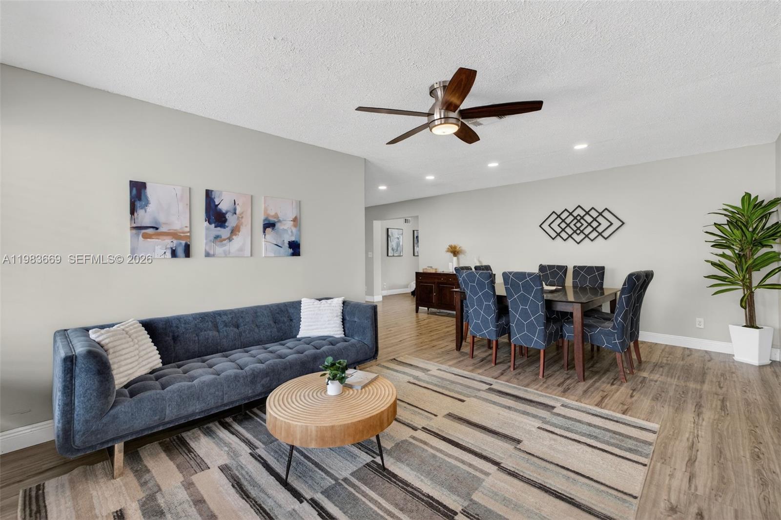 TWIN LAKES RESUB OF BLKS - Residential