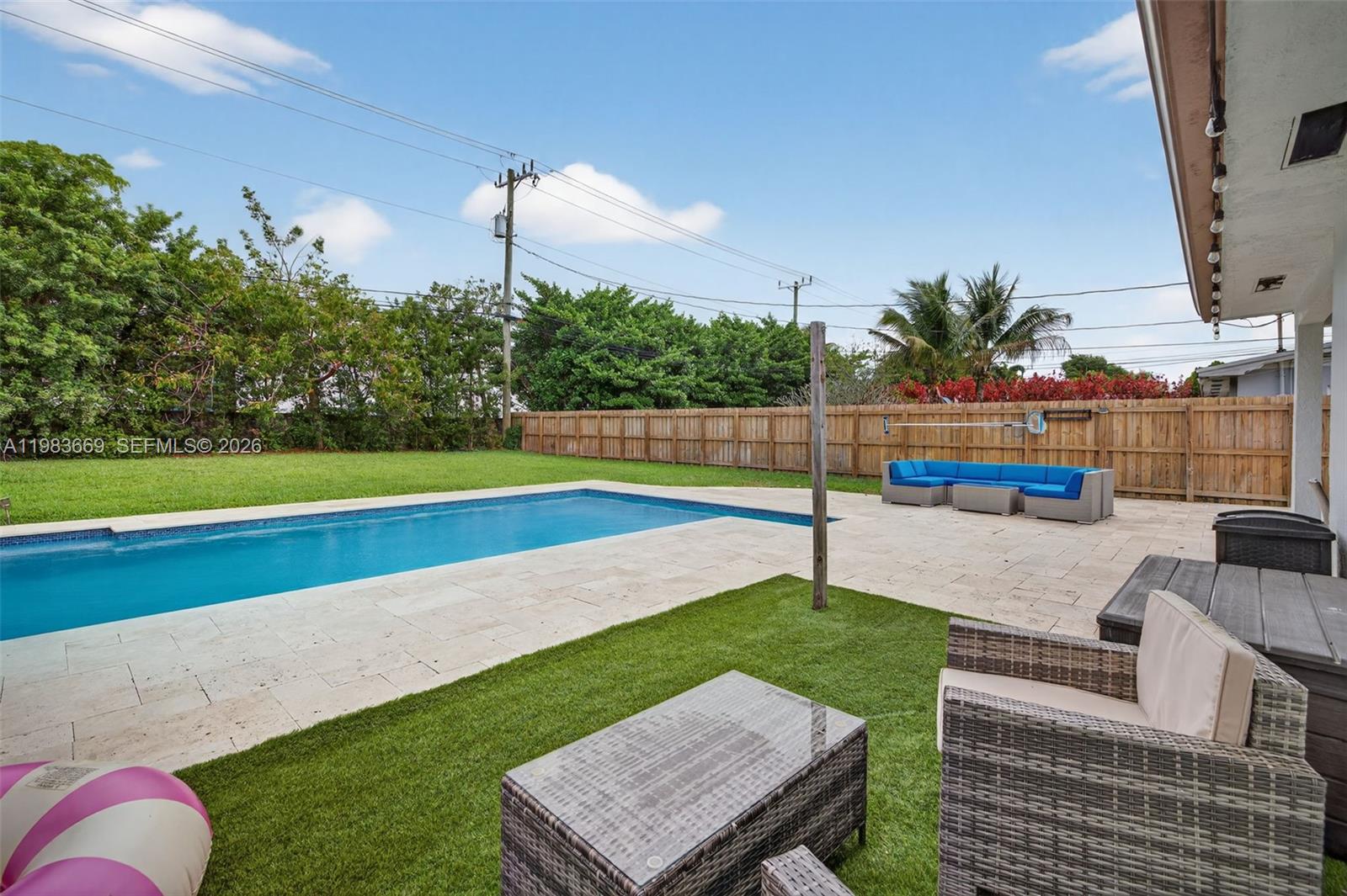 TWIN LAKES RESUB OF BLKS - Residential