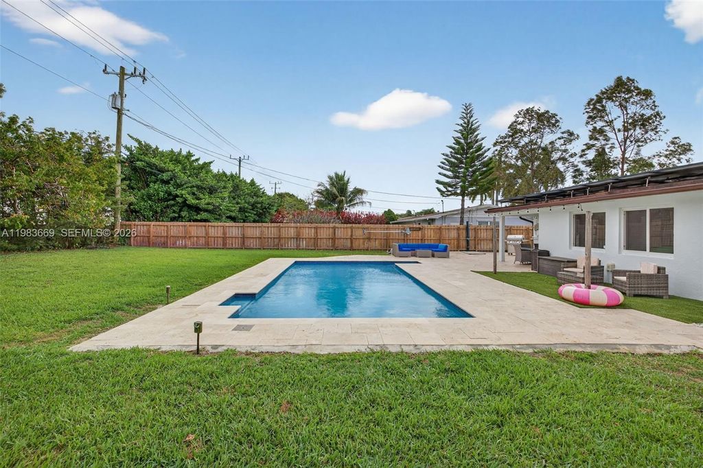 Photo of 1401 NW 46th St, Fort Lauderdale, FL 33309 (MLS # A11983669)