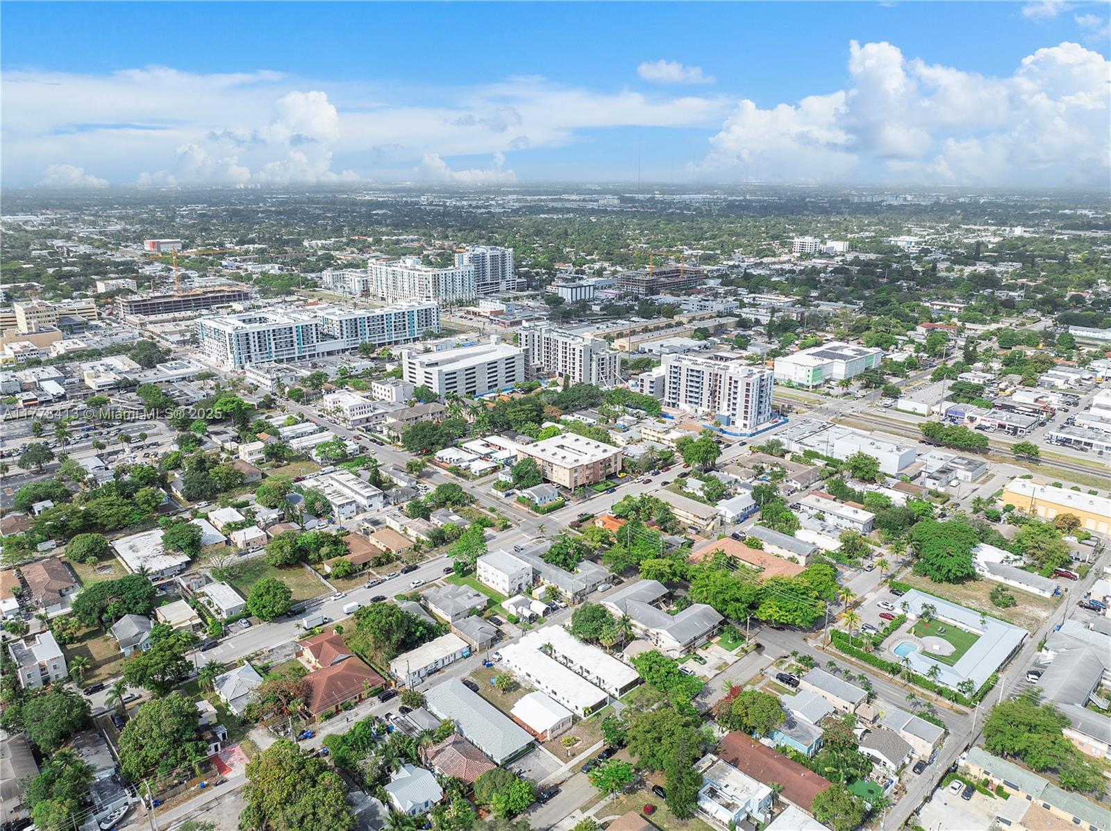 HOLLYWOOD - Residential Lease