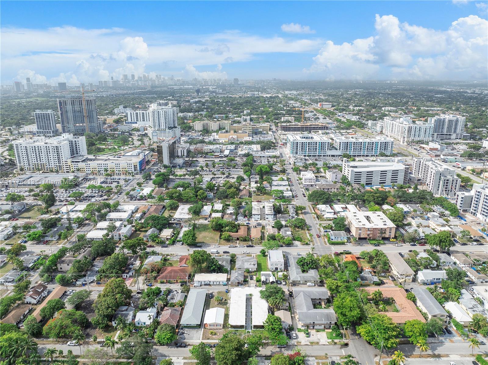 HOLLYWOOD - Residential Lease