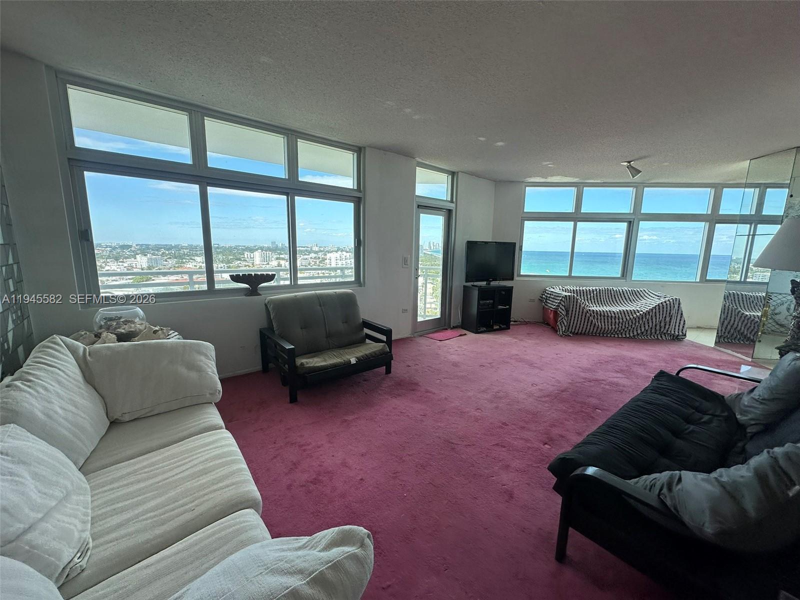 BURLEIGH HOUSE CONDO - Residential