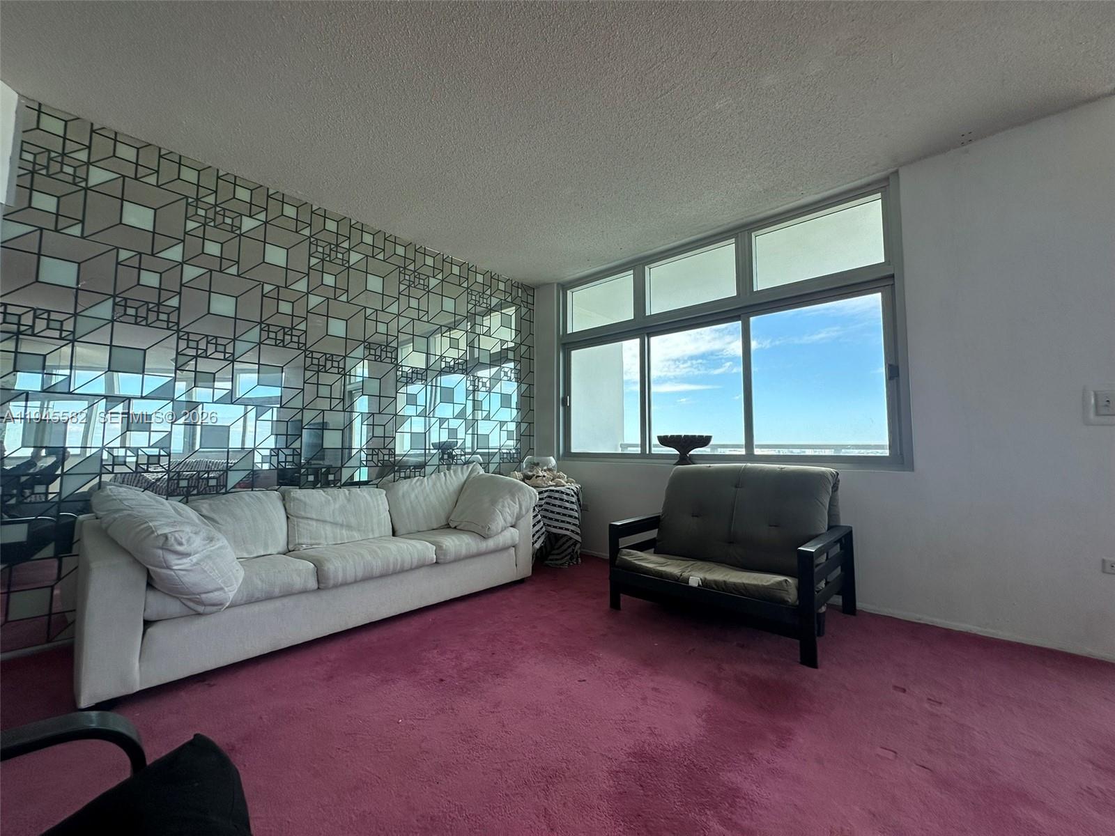 BURLEIGH HOUSE CONDO - Residential