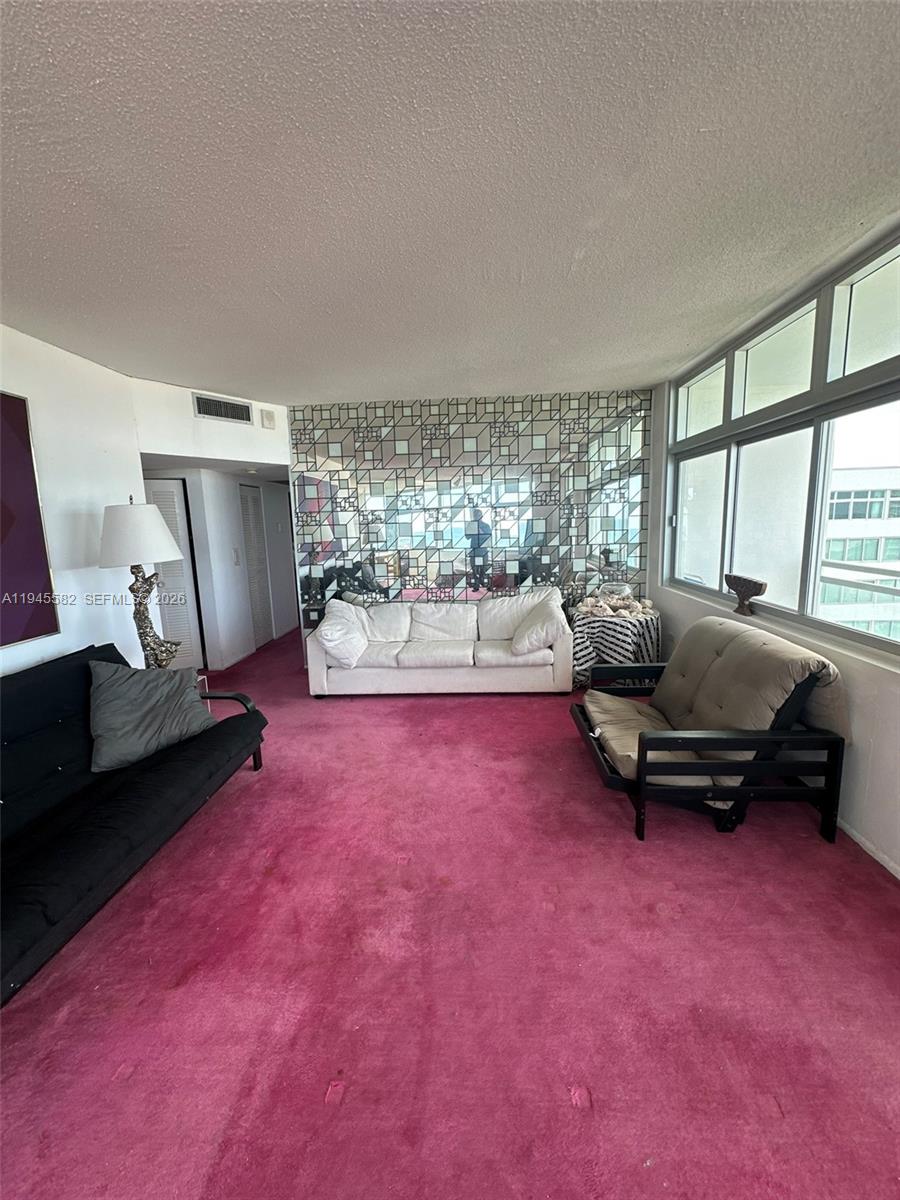 BURLEIGH HOUSE CONDO - Residential