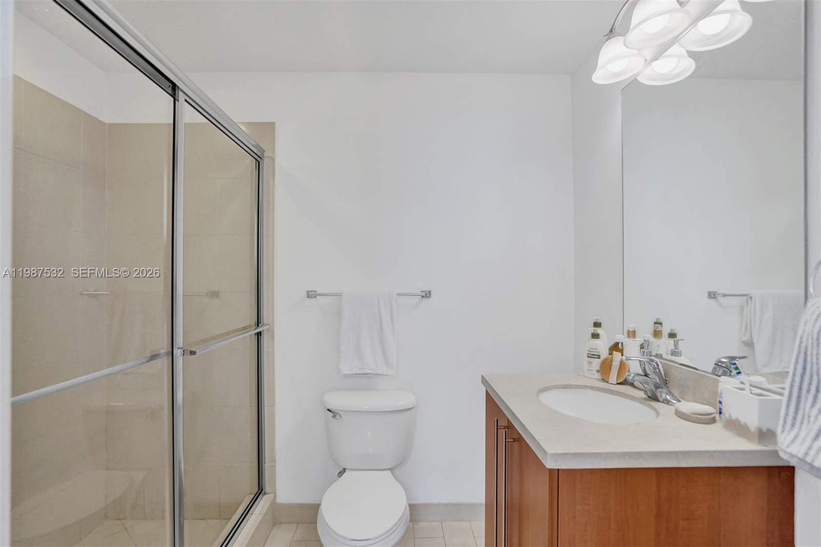 THE AXIS ON BRICKELL II C - Residential Lease