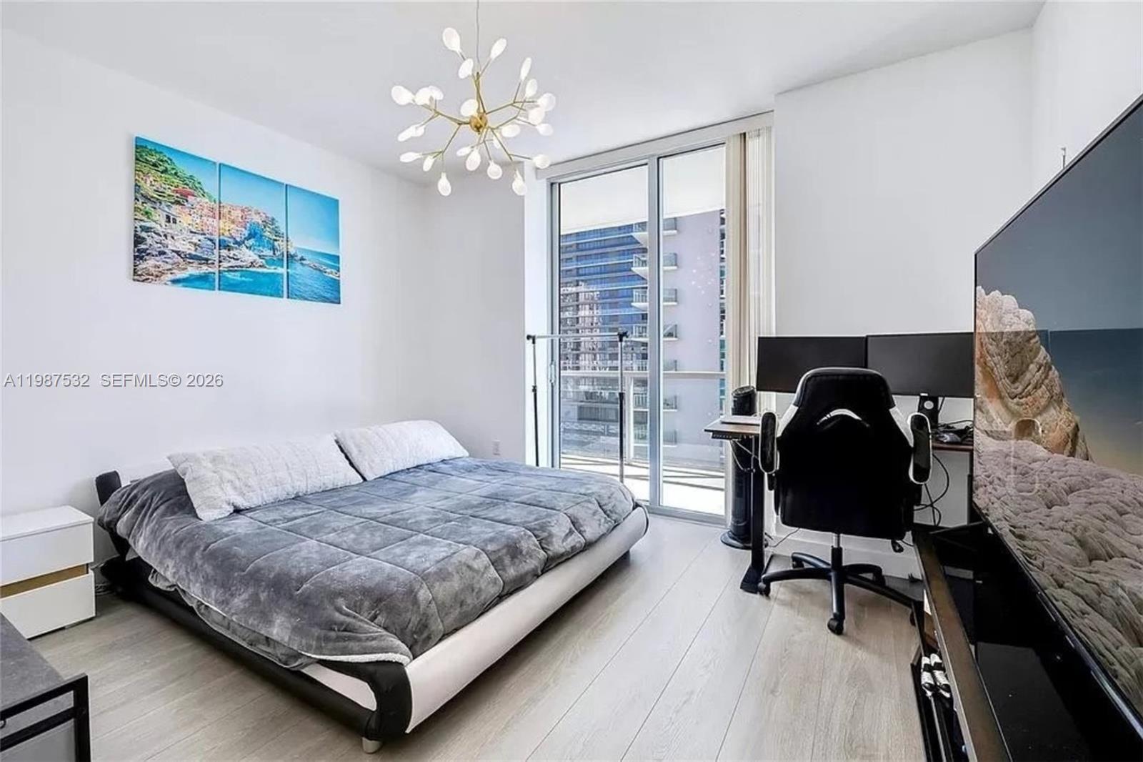 THE AXIS ON BRICKELL II C - Residential Lease