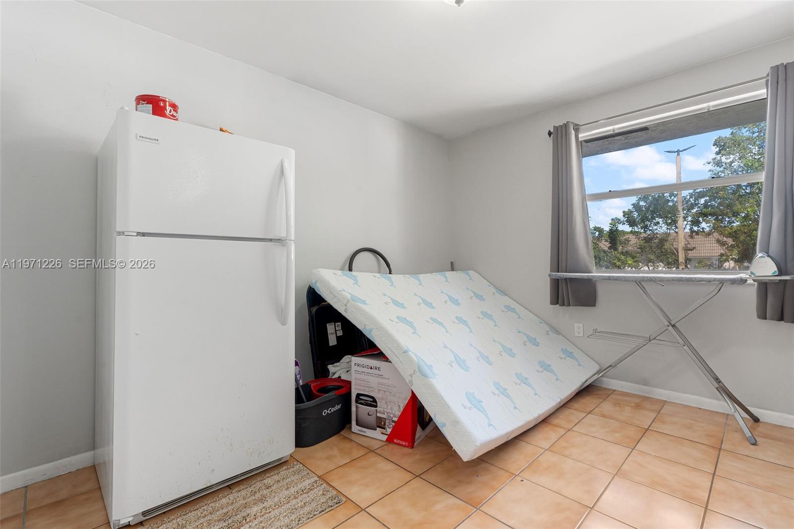 GREENTREE CONDO II - Residential