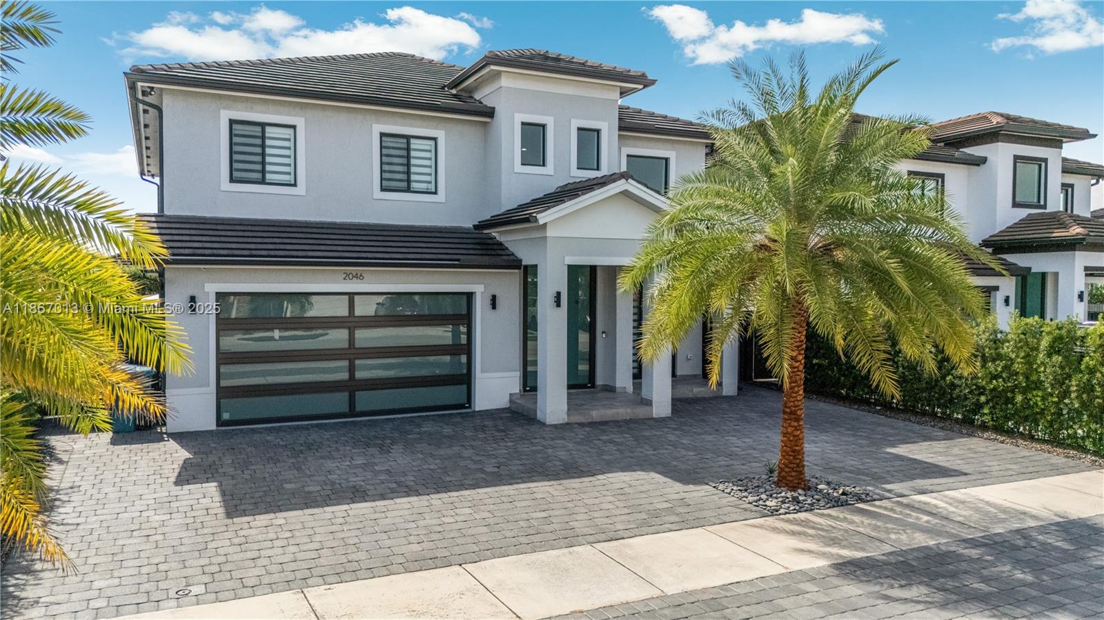 WEST BREEZE ESTATES FIRST - Residential