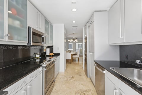 Tiny photo for 204 Washington Ave #13, Miami Beach, FL 33139 (MLS # A12044801)
