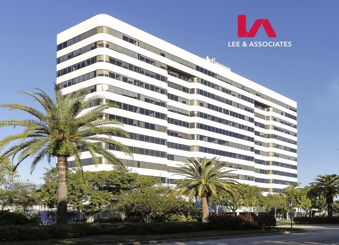 CONTACT BERT CHECA - (786) 473-9227 For Information! Entire Penthouse floor boasting panoramic views of Biscayne Bay and Miami's skyline. The portfolio includes 7 PH Units: PH000 (1,672 SF), PH010 (1,357 SF), PH020 (1,419 SF), PH030 (1,757 SF), PH040 (1,757 SF), PH050 (2,328 SF), and PH80 (2,129 SF). Located in the 4770 Biscayne Building along the Biscayne corridor in Miami Florida boasting panoramic views of Biscayne Bay and Miami's skyline. The property was fully renovated in 2006 and updated with modern features including all-new systems, smart elevators, all-new lighting, updated corridor ceilings, and a modernized lobby with terrazzo and river rock flooring complemented by slate walls. Tenants enjoy 24-hour building access and round-the-clock building security for additional safety.