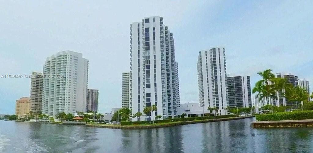 WATERVIEW CONDO - Residential