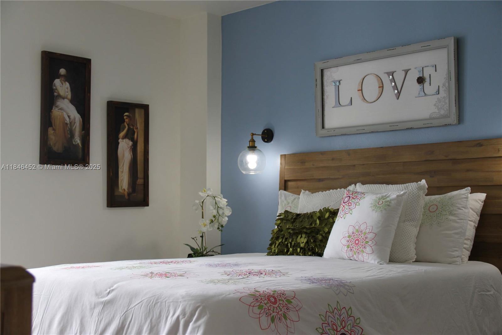 WATERVIEW CONDO - Residential