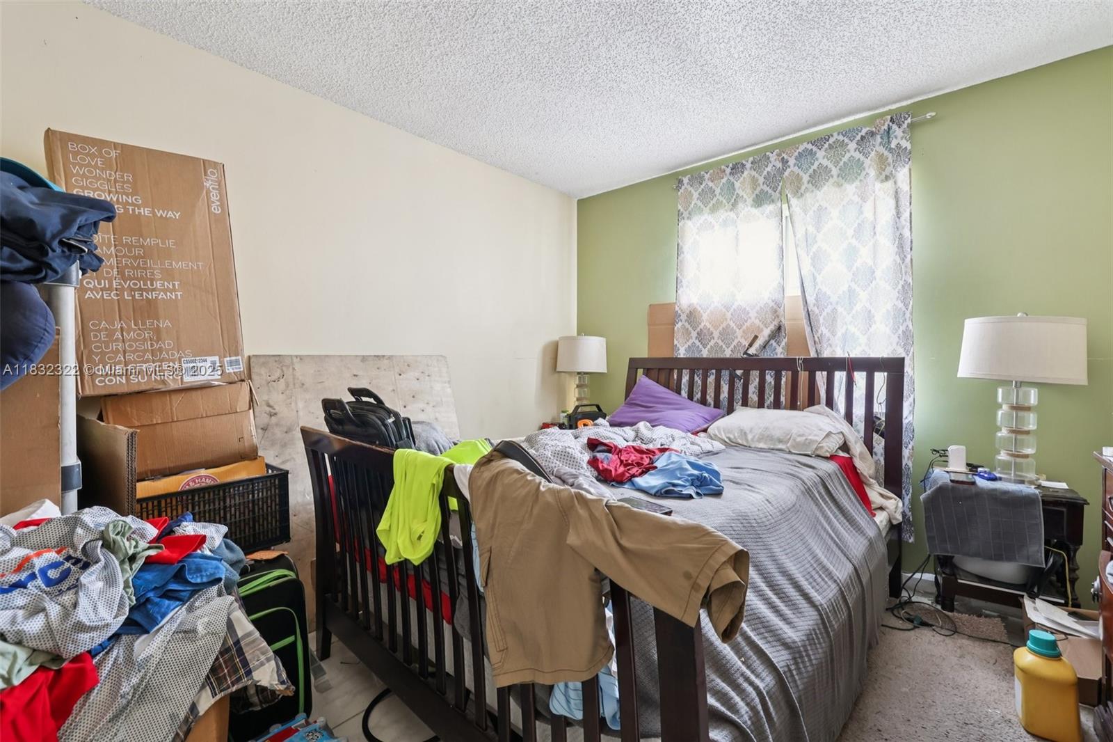 LESLIE LAKE NORTH - Residential