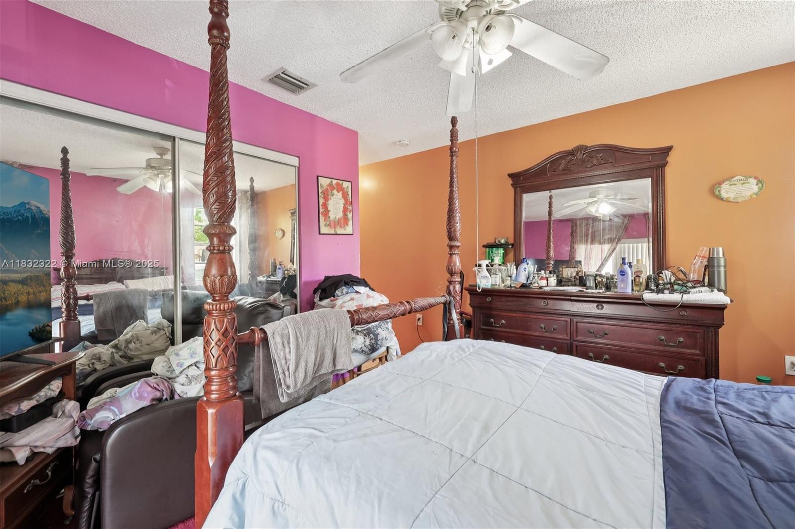 LESLIE LAKE NORTH - Residential