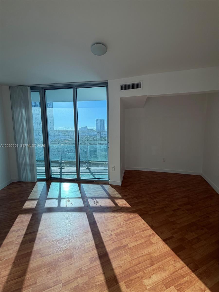 350 S Miami Ave 712