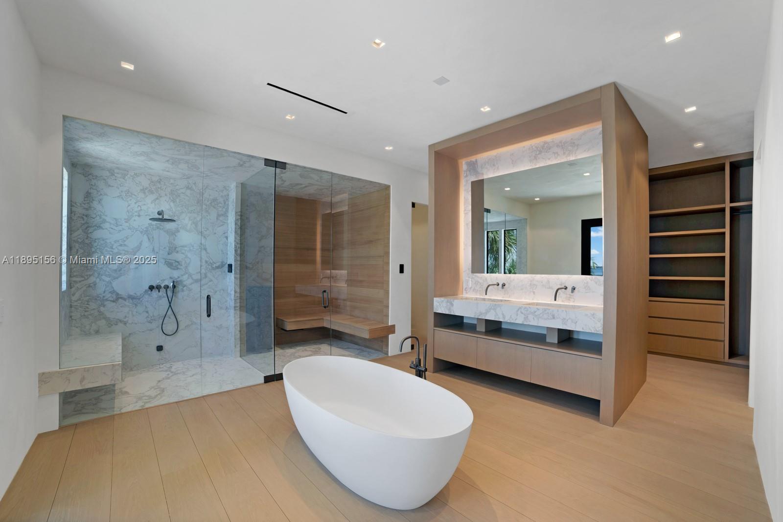 LA GORCE GOLF SUB - Residential