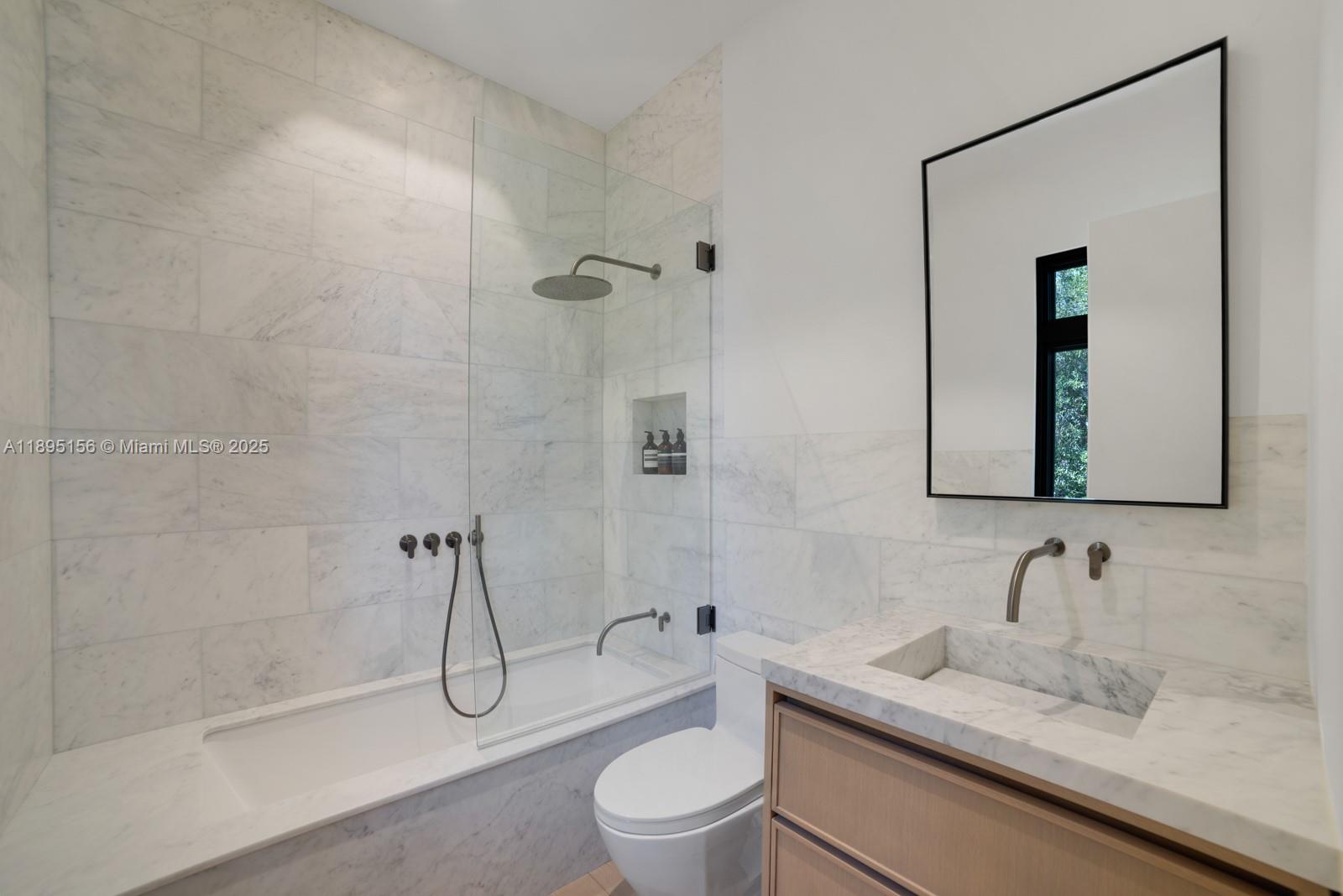 LA GORCE GOLF SUB - Residential