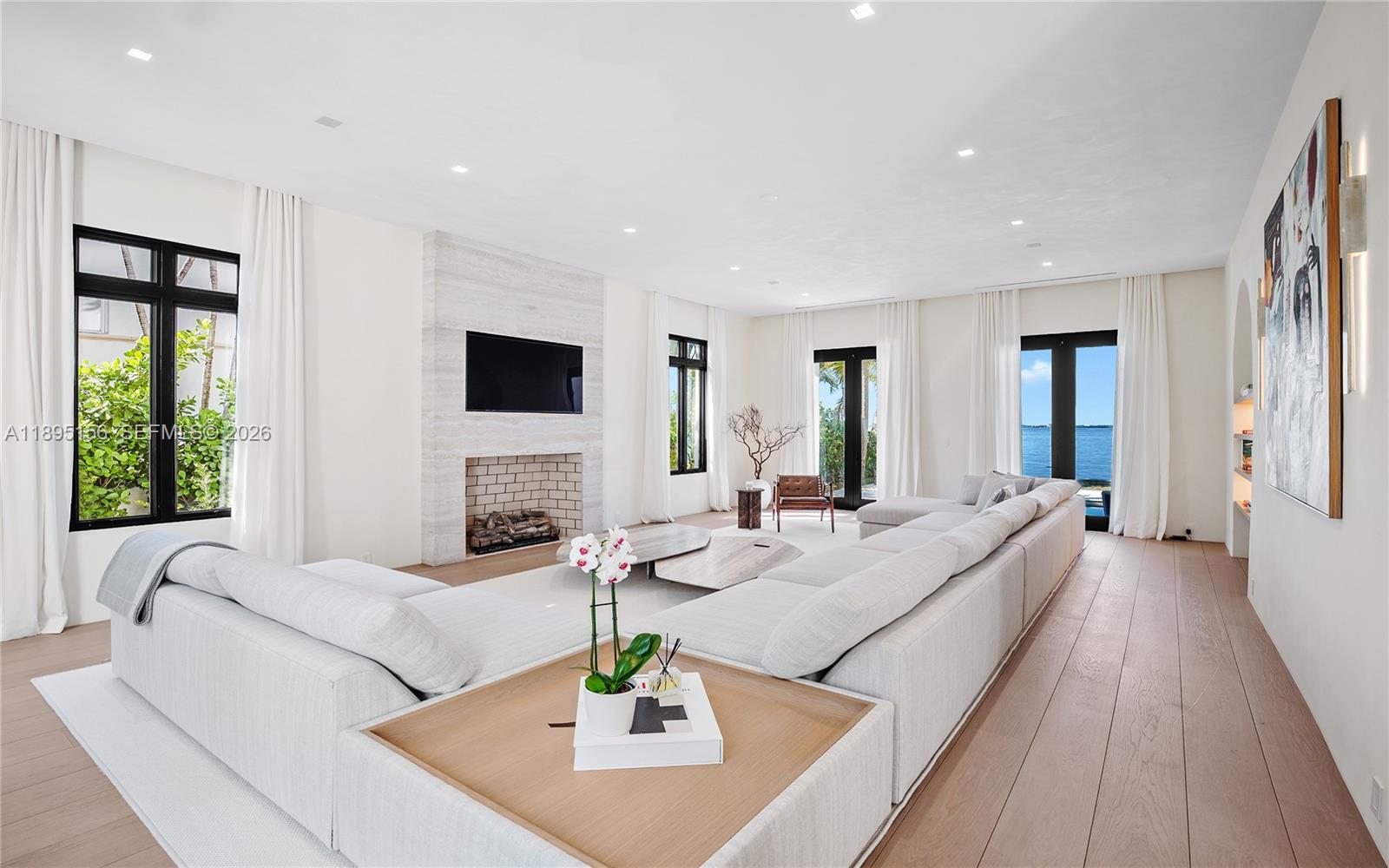 LA GORCE GOLF SUB - Residential