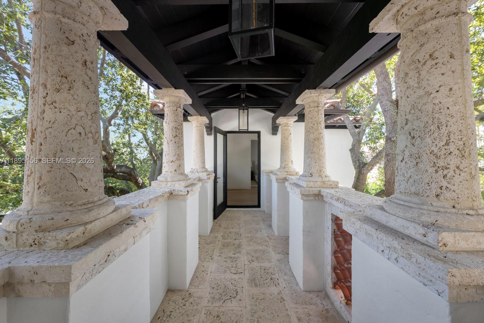 LA GORCE GOLF SUB - Residential