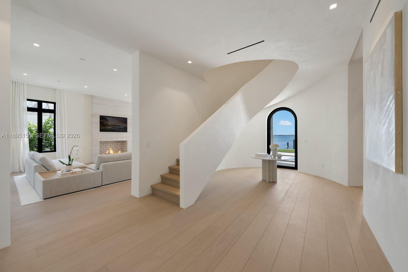 LA GORCE GOLF SUB - Residential