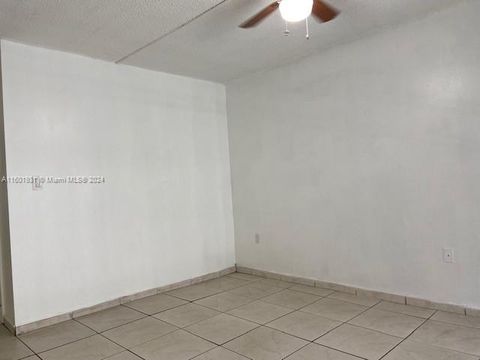 Condominium in Hialeah FL 6675 4th Ave Ave 12.jpg