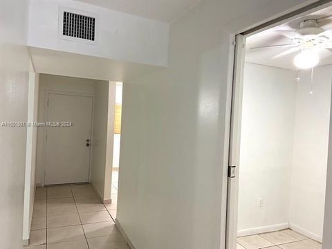 Condominium in Hialeah FL 6675 4th Ave Ave 13.jpg