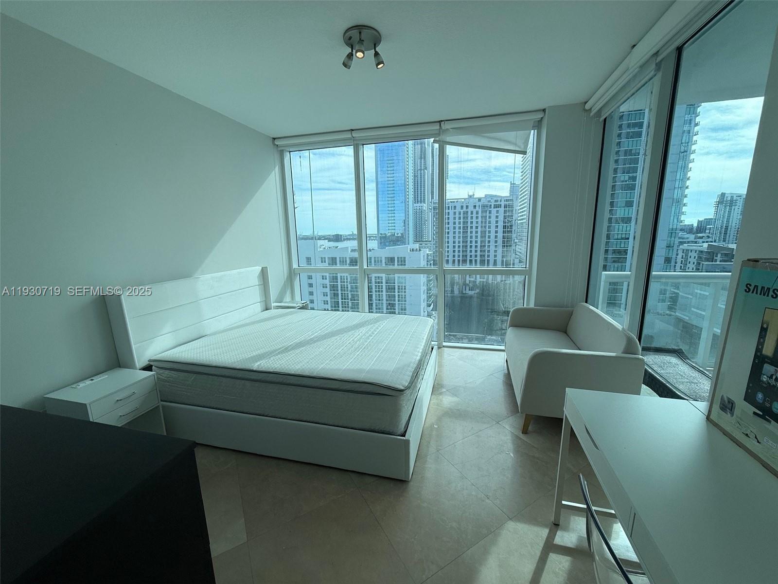 PLATINUM CONDO - Residential Lease