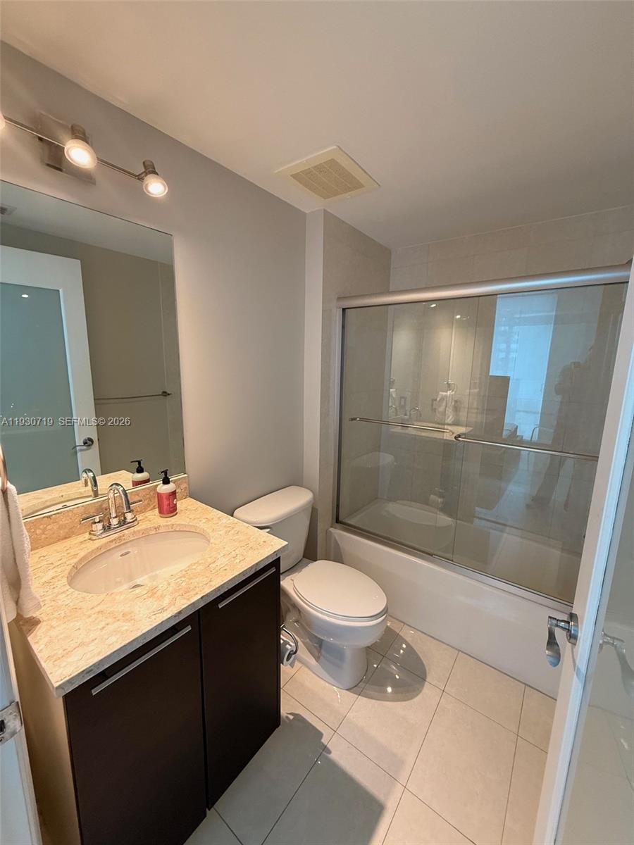 PLATINUM CONDO - Residential Lease
